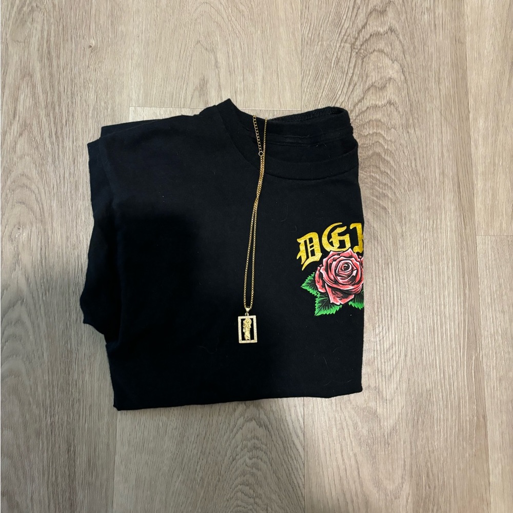Guadalupe shirt INCLUDING CHAIN